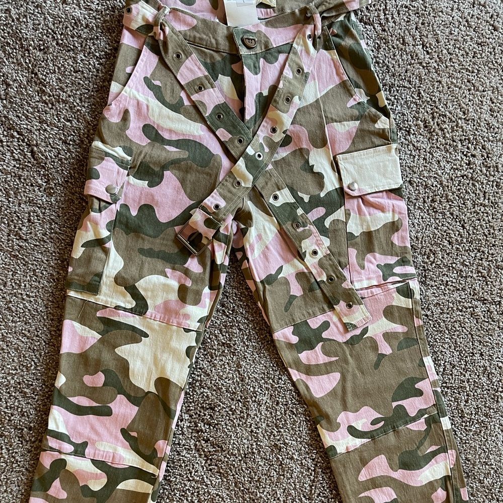 Camo pants